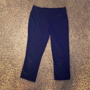 Nike Dri Fit workout crop leggings